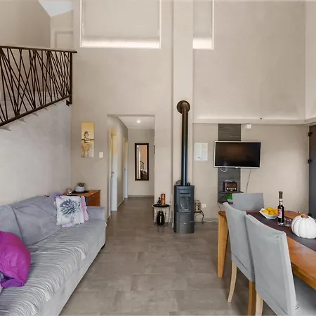 Libra Villa *